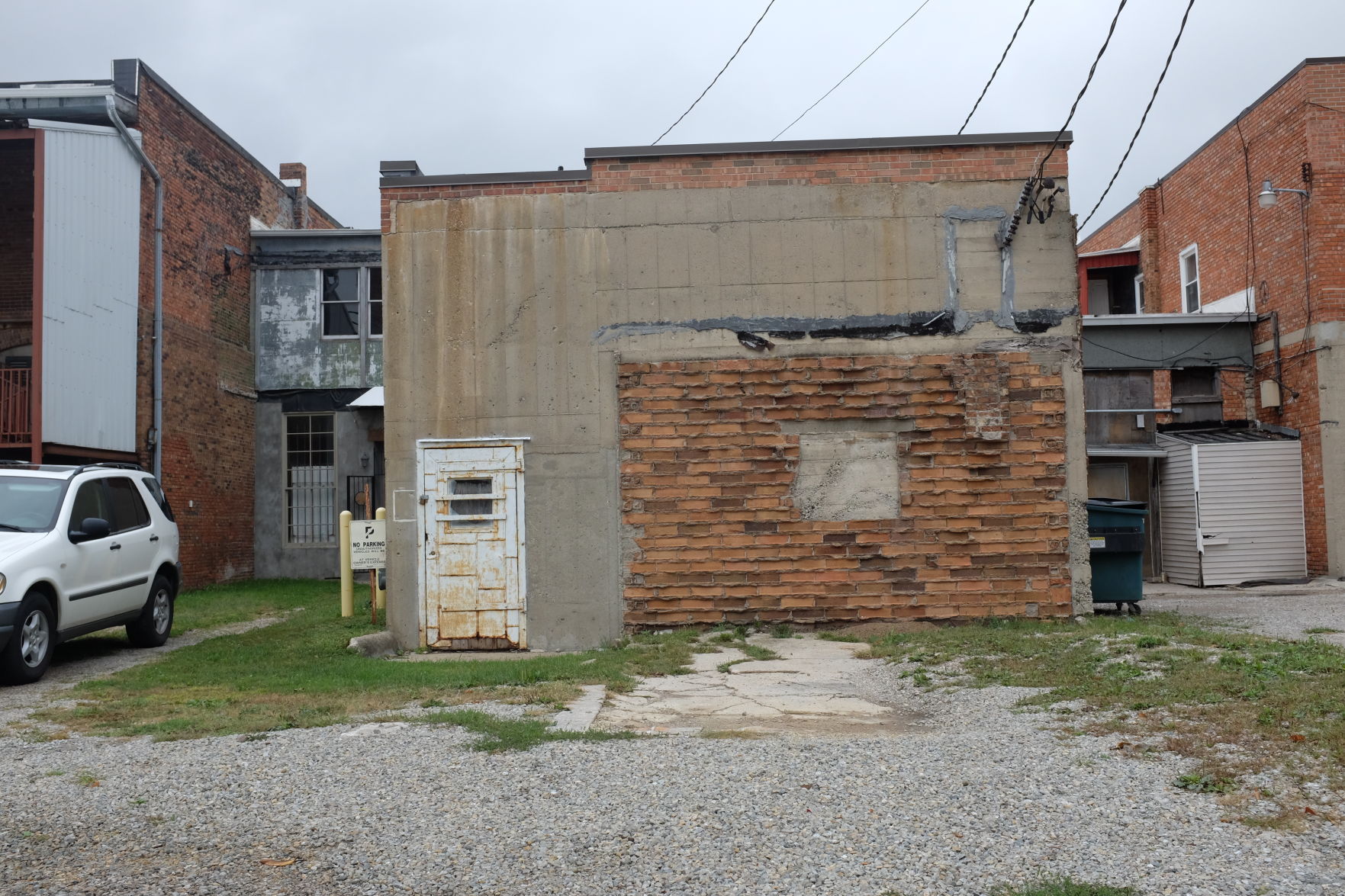 Vacant25.JPG